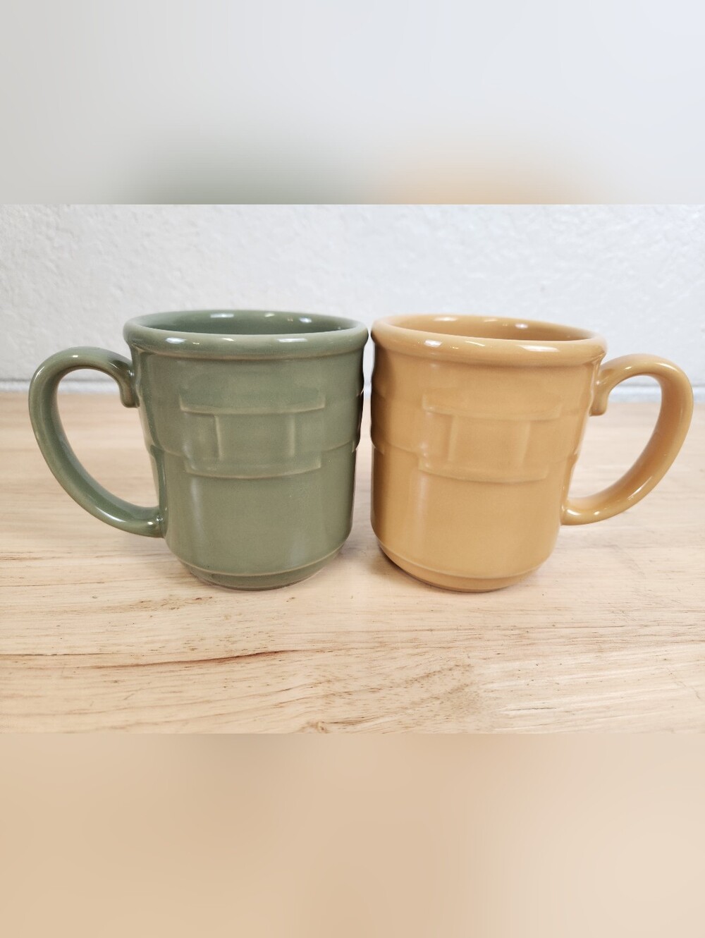 Lot (2) Longaberger Pottery Woven Tradition Coffee Tea Mugs Cups Green & Yellow